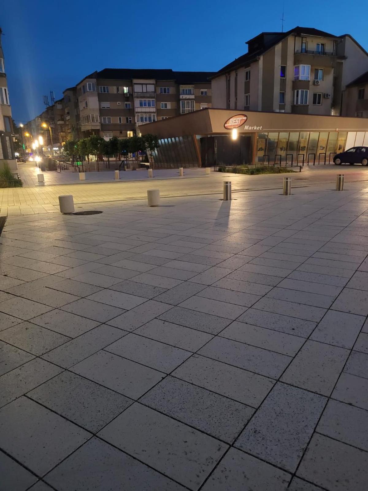 Maya Home Oradea Bagian luar foto
